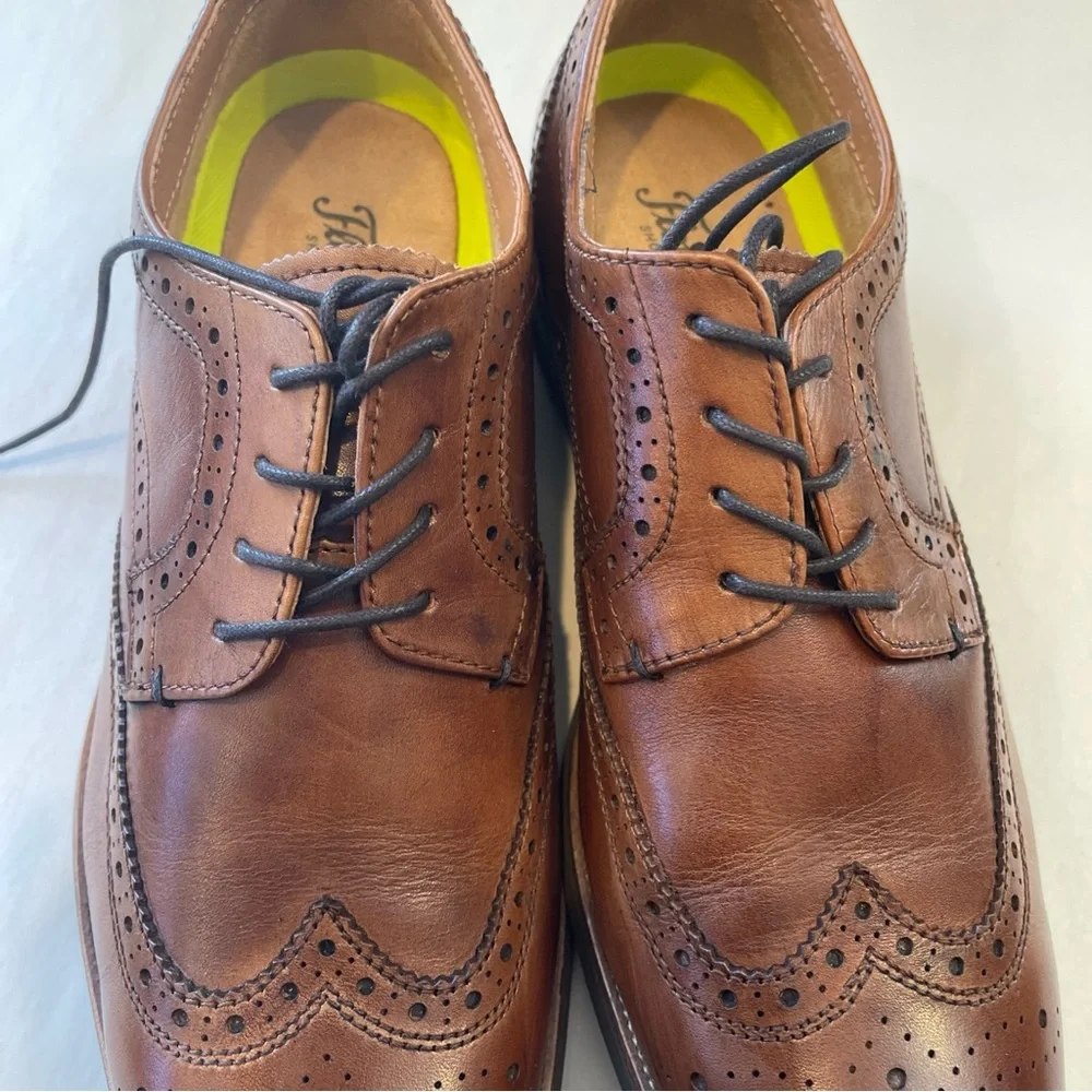 FLORSHEIM MEN'S SIZE 13M COGNAC WING TIP 15170-221 LEATHER COMFORT TECH RUCCI